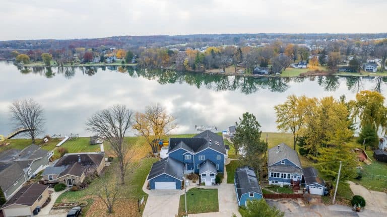 Car Service to Midway Airport MDW - Salem Lakes (WI)